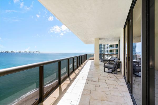 Sayan, 16275 Collins Ave #1501, Sunny Isles Beach, Florida 33160, image 2
