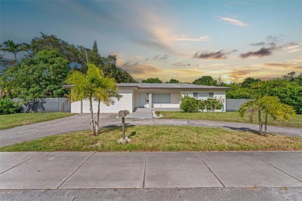 195 NW 115th St, Unincorporated Dade County, Florida 33168, image 3