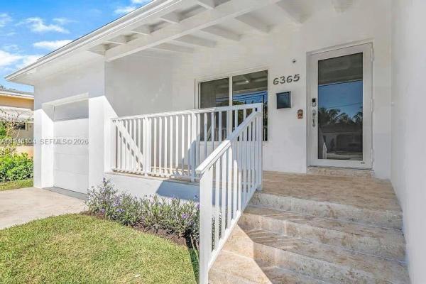 Coral Villas, 6365 SW 30th St, Coral Terrace, Florida 33155, image 3