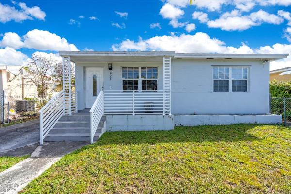 421 Florida Blvd, Unincorporated Dade County, Florida 33144, image 1