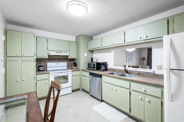Opal Towers East, 1149 Hillsboro Mile #1002, Hillsboro Beach, Florida 33062, image 1