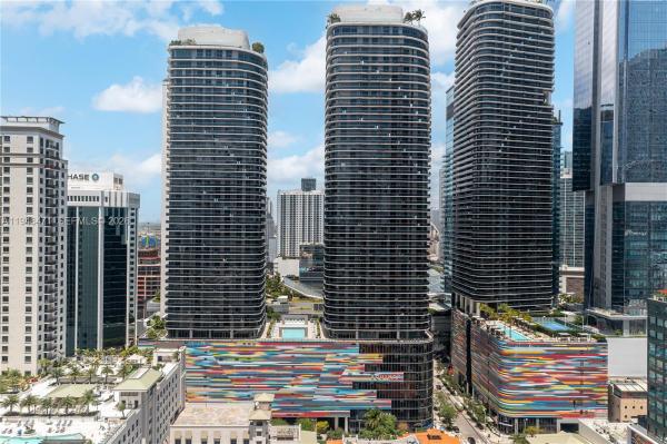 Brickell Heights East, 45 SW 9th St #1205, Miami, Florida 33130, image 1