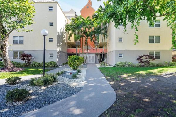 Las Vistas At Doral, 8363 Lake Dr #503, Doral, Florida 33166, image 1