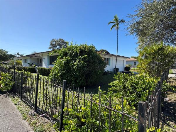 Home Owners Paradise, 4990 NW 31st Ave, Brownsville, Florida 33142, image 2