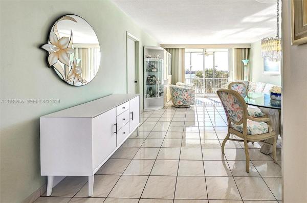 Point East, 3010 Marcos Dr #R311, Aventura, Florida 33160, image 3