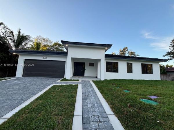 Biscayne Gardens, 240 NE 156th St, Golden Glades, Florida 33162, image 3