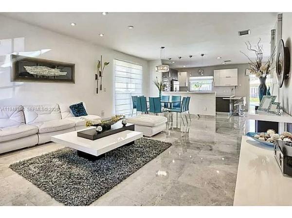 Antilles At Doral Isles, 5863 NW 111th Ave, Doral, Florida 33178, image 2