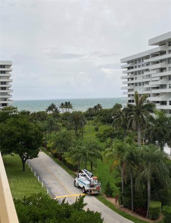 Commodore Club West, 155 Ocean Lane Dr #611, Key Biscayne, Florida 33149, image 1