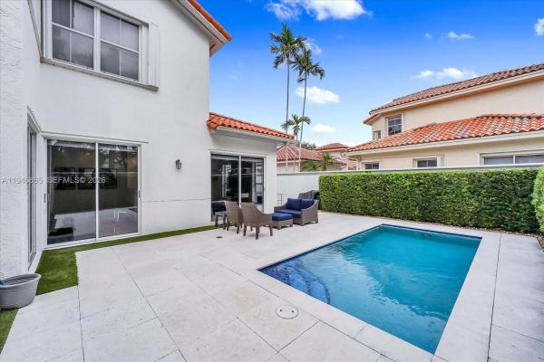 Edgewater, 1469 Shoreline Way, Hollywood, Florida 33019, image 2