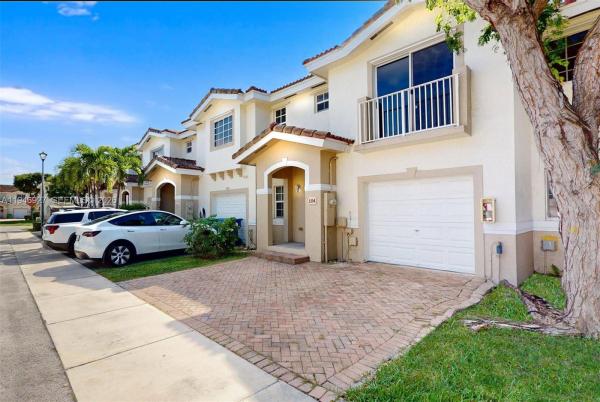 Cedars Woods Homes, 14162 SW 260th St #104, Naranja, Florida 33032, image 2