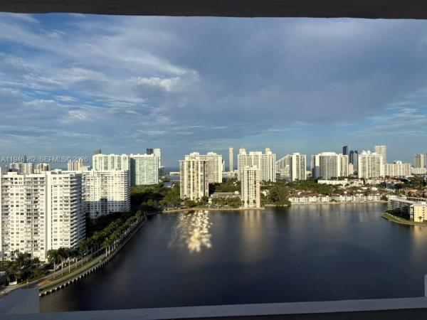 Commodore Plaza Tower, 2750 NE 183rd St #2510, Aventura, Florida 33160, image 1