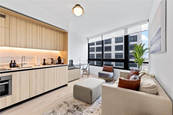 225 N Miami Ave #1102, Miami, Florida 33128, image 1