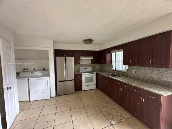 Woodscape Townhomes, 6824 SW 37th St #6-E, Miramar, Florida 33023, image 3
