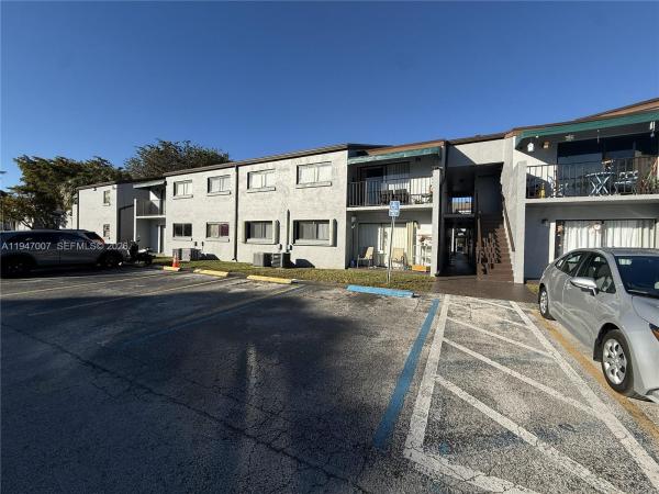 7405 SW 152nd Ave #3-107, Unincorporated Dade County, Florida 33193, image 1