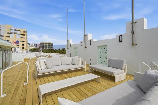 The Carlyle Deco Hotel, 1250 Ocean Dr #PH-1, Miami Beach, Florida 33139, image 1