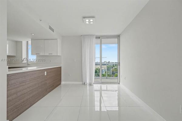 Harbour Park, 9901 E Bay Harbor Dr #803, Bay Harbor Islands, Florida 33154, image 1