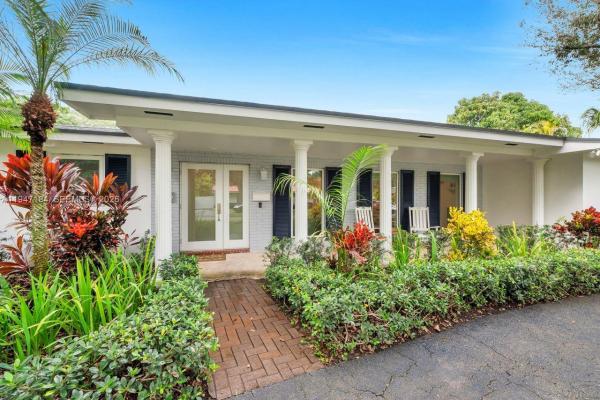 Mangowood, 8425 SW 149th Dr, Palmetto Bay, Florida 33158, image 2