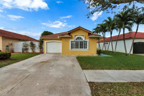 Turtle Run At Lakes Of Palm Springs, 7475 NW 167th Ter, Hialeah, Florida 33015, image 3