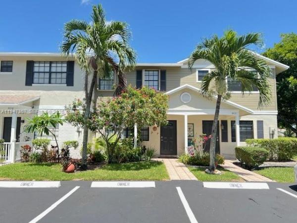 Southbridge West At Pembroke Pointe, 905 NW 107th Ave, Pembroke Pines, Florida 33026, image 1