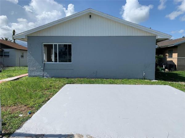 Carroll Villa, 756 NW 5th St, Florida City, Florida 33034, image 1