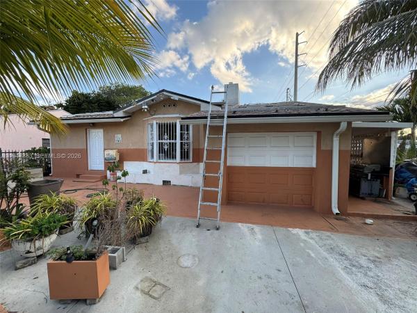 Stephens Manor, 790 NW 76th St, Gladeview, Florida 33150, image 1