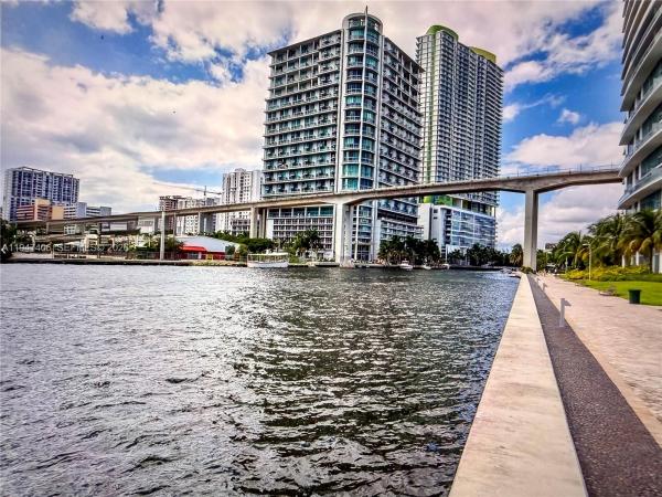 Mint At Riverfront, 92 SW 3rd St #4309, Miami, Florida 33130, image 1