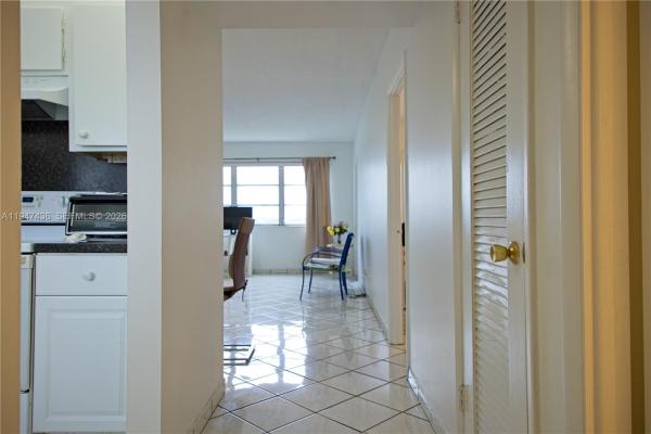 Sheridan Lakes, 2309 Park Ln #304, Hollywood, Florida 33021, image 1