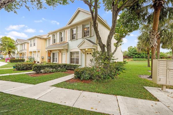 Coconuts, 4 Key West Ct, Weston, Florida 33326, image 1