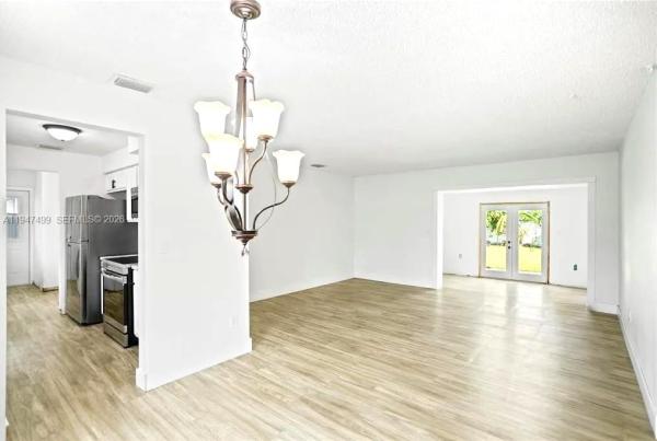 Highland Park Estates, 4331 NW 185th St, Miami Gardens, Florida 33055, image 3