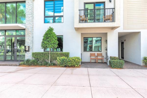 Urbana At Downtown Doral, 4725 NW 85th Ave #17, Doral, Florida 33166, image 2