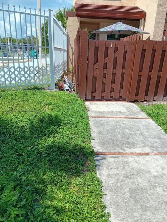Indian Summer Village, 271 W Park Dr #1-7, Fountainebleau, Florida 33172, image 2