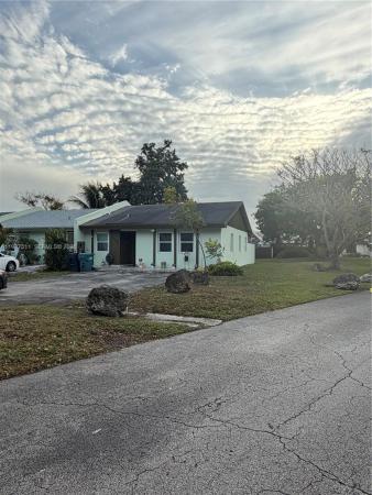 Bent Tree, 5402 SW 139th Ct, Kendale Lakes, Florida 33175, image 3