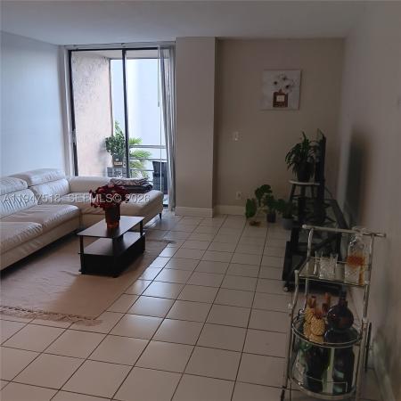 Carlton Bay, 2821 N Miami Beach Blvd #4M, North Miami Beach, Florida 33160, image 1