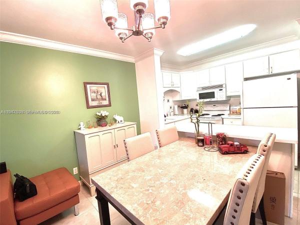 Mayfair Apartments, 1520 Mckinley St #216E, Hollywood, Florida 33020, image 2