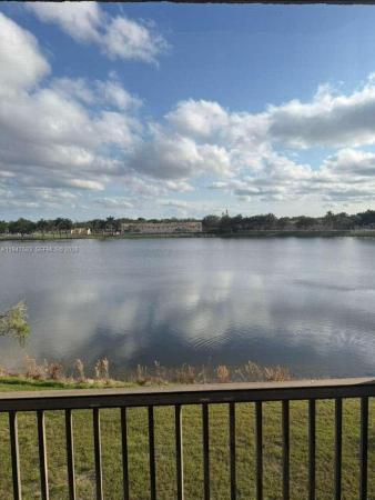 Lakeshore At University Park, 8710 N Sherman Cir #304, Miramar, Florida 33025, image 2