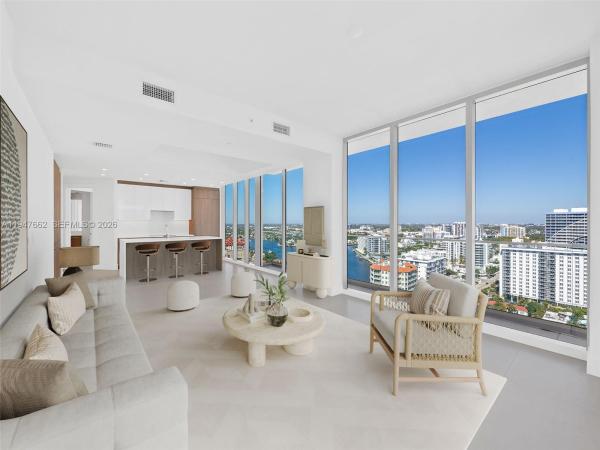 153 N Seabreeze Blvd #1905, Fort Lauderdale, Florida 33304, image 1
