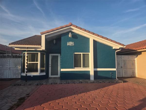 Alameda Jardins, 2749 W 73rd Pl, Hialeah, Florida 33016, image 1