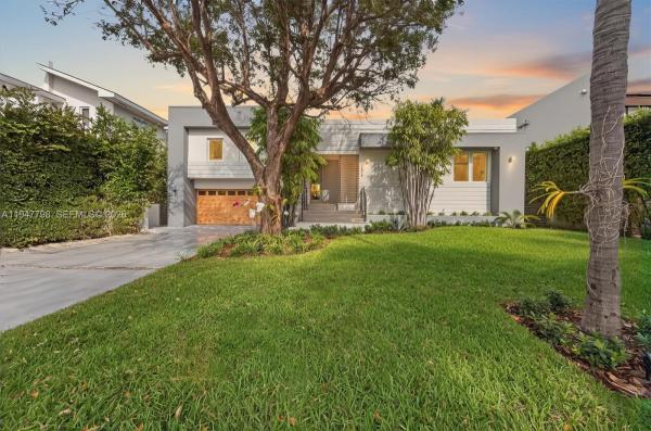 Tropical Isle Homes, 315 Palmwood Ln, Key Biscayne, Florida 33149, image 3