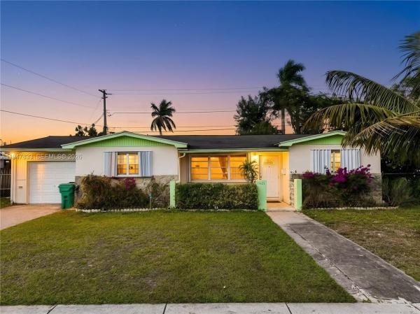 15621 SW 298th Ter, Homestead, Florida 33033, image 1