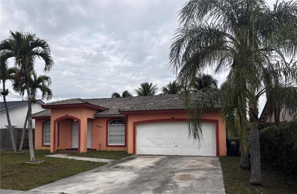 Mayte, 15129 SW 173rd Ter, Richmond West, Florida 33187, image 2