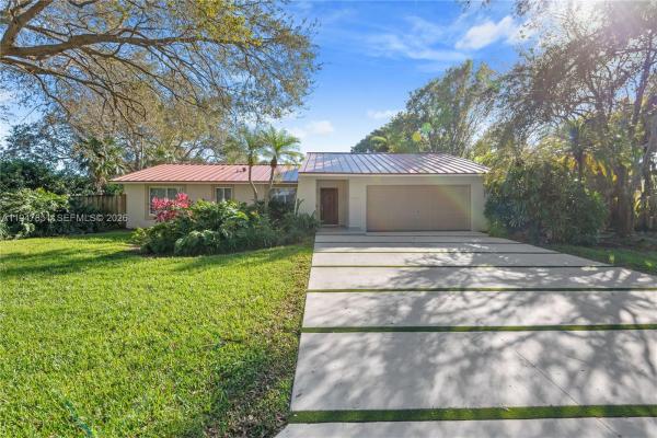 Pinewood Estates, 8420 SW 179th St, Palmetto Bay, Florida 33157, image 2