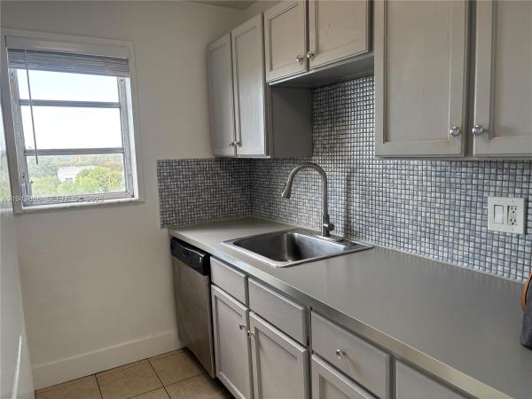 Princeton, 1701 Washington St #504, Hollywood, Florida 33020, image 1