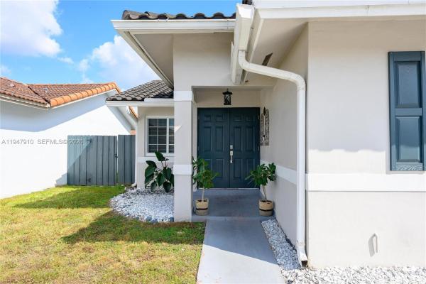 Garson, 4761 SW 146th Ave, Kendale Lakes, Florida 33175, image 2