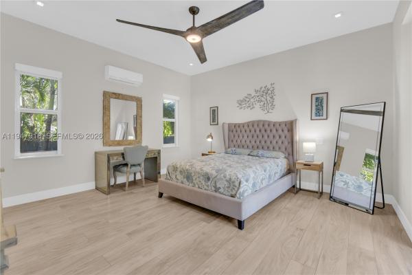 Griffing Biscayne Park Estates, 760 NE 115th St, Biscayne Park, Florida 33161, image 1