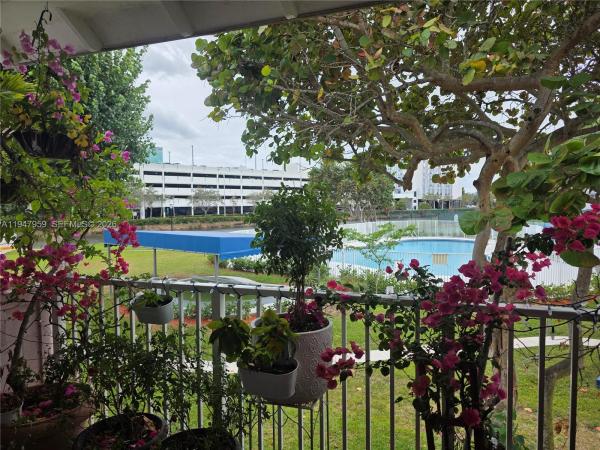 Village At Dadeland, 7424 SW 82nd St #D215, Glenvar Heights, Florida 33143, image 1