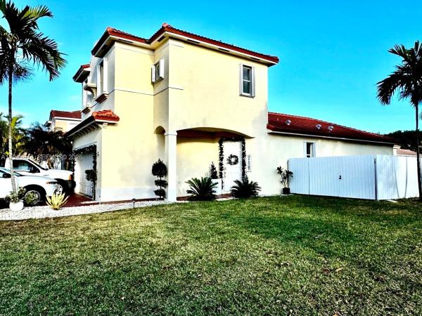 Portofino Bay, 2101 NE 37th Ter, Homestead, Florida 33033, image 2