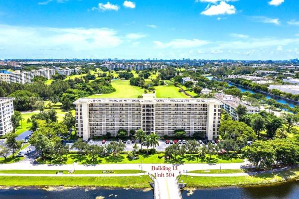 Palm-Aire Country Club 1, 3300 N Palm Aire Dr #504, Pompano Beach, Florida 33069, image 2