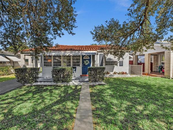 Hollywood Park, 2539 Cleveland St, Hollywood, Florida 33020, image 1