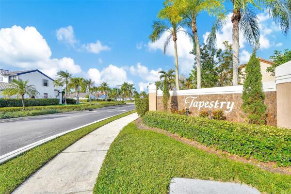Tapestry, 1975 NW 191st Ave, Pembroke Pines, Florida 33029, image 1