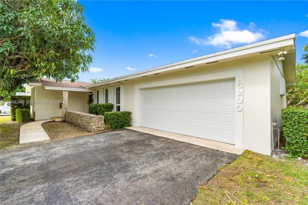 15200 SW 84th Ave, Palmetto Bay, Florida 33157, image 1